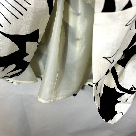 R&M Richards Ivory Black Floral V-Neck Sleeveless Fit & Flare Cocktail Dress 8 - Picture 8 of 16